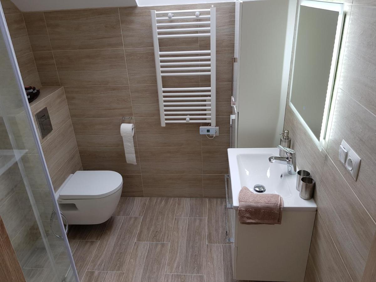 Komarno Ii Apartment *